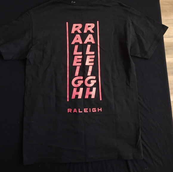 Staple X Raleigh tshirt - Picture 2 of 2